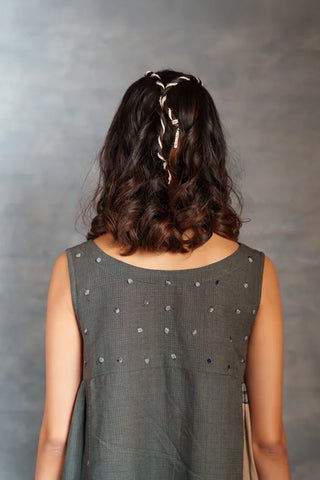 Gray loom patch dress- Sleeveless flare midi dress