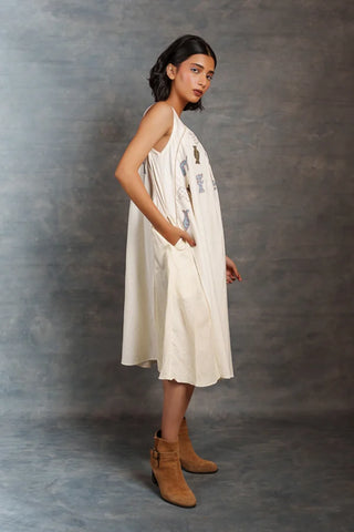 Eco angles dress- Playful applique with sleeveless flare style