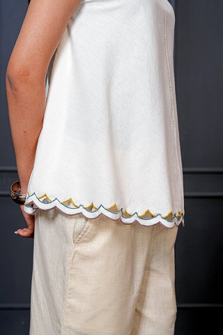 White Handwoven Cotton Scallop Hem Flared Top – Free Size