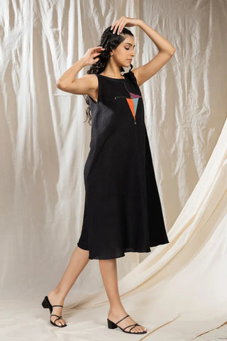 Triangular Tales-Jade Black Knee Length Dress